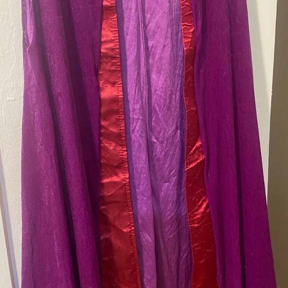 Frozen Anna’s sleeveless cape. Perfect for Halloween Adult